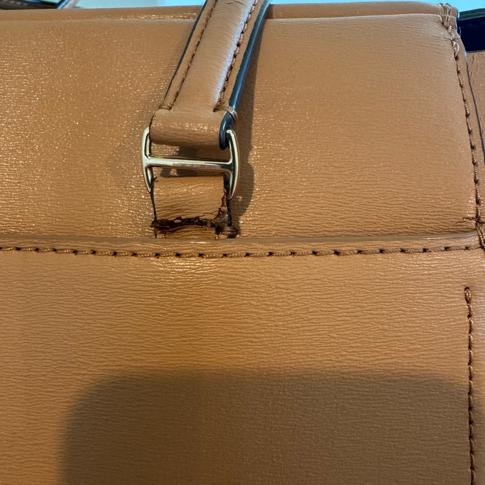 Tory Burch Parker Tote - Picture 12 of 16